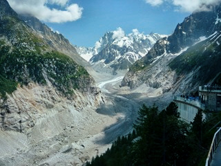 メールドグラス